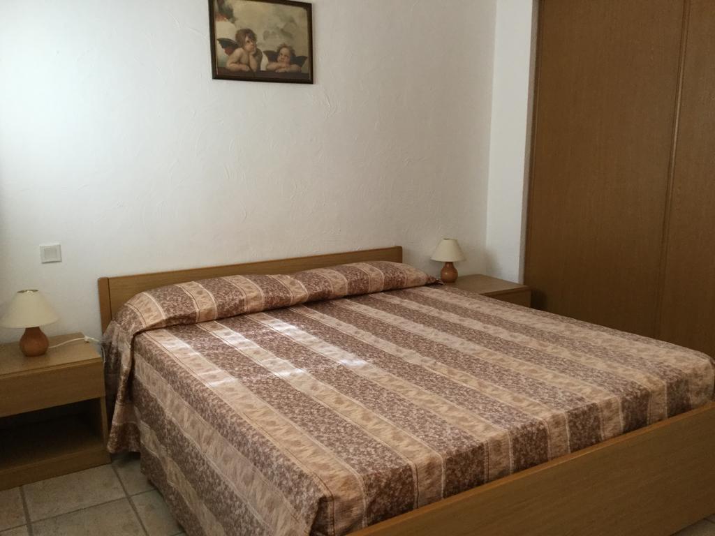 Aparthotel Playa Del'oro *